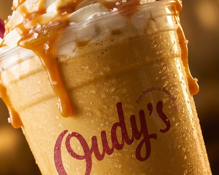Iced caramel latte at Oudy's, Alexandria